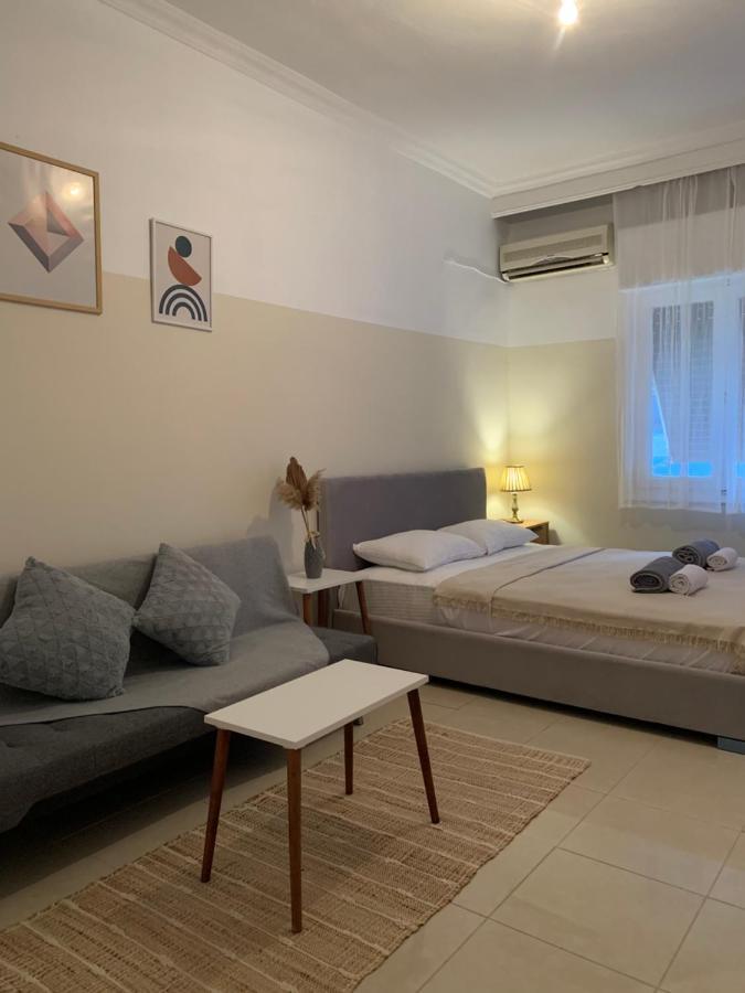 Iviskos Living Spot Apartment Kavala Bagian luar foto