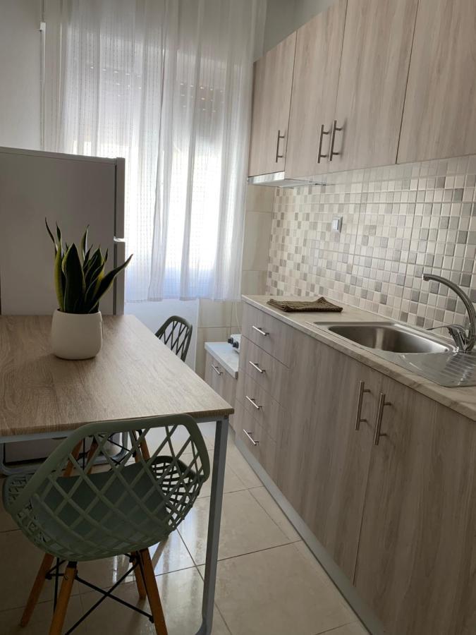 Iviskos Living Spot Apartment Kavala Bagian luar foto